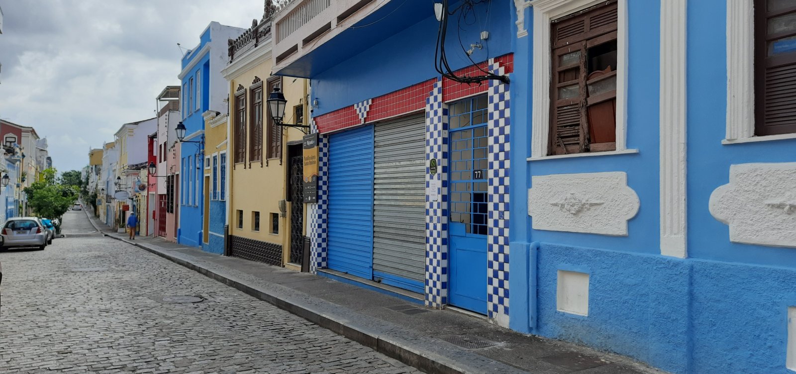 Padaria do Santo Antônio Além do Carmo fecha e especula-se estacionamento no local