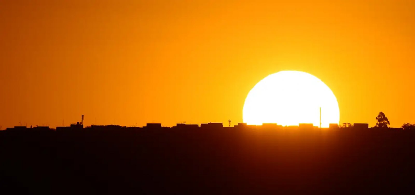 Mais da metade da população apoia retorno do horário de verão 