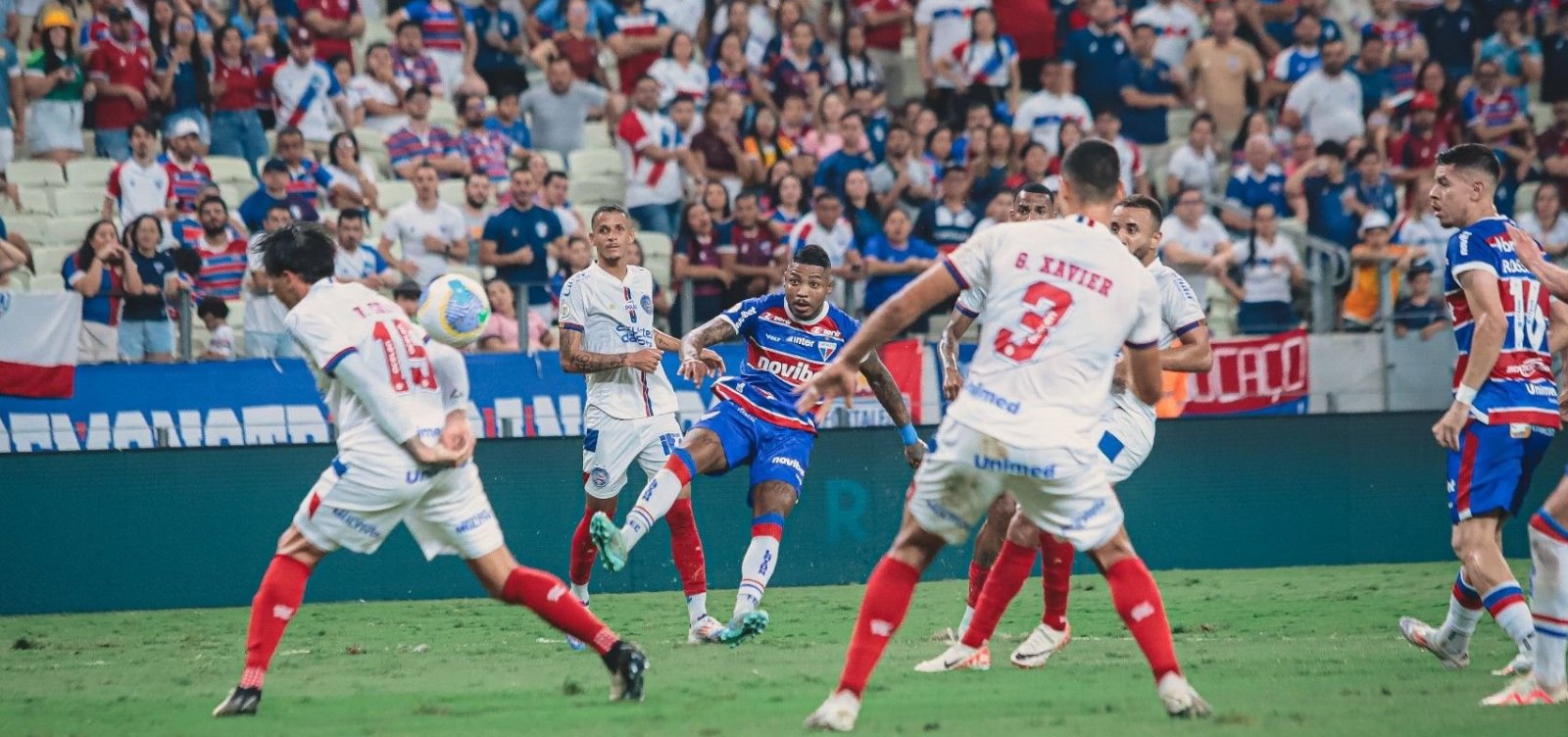 Fora de casa, Bahia sofre goleada para o Fortaleza pelo Brasileirão