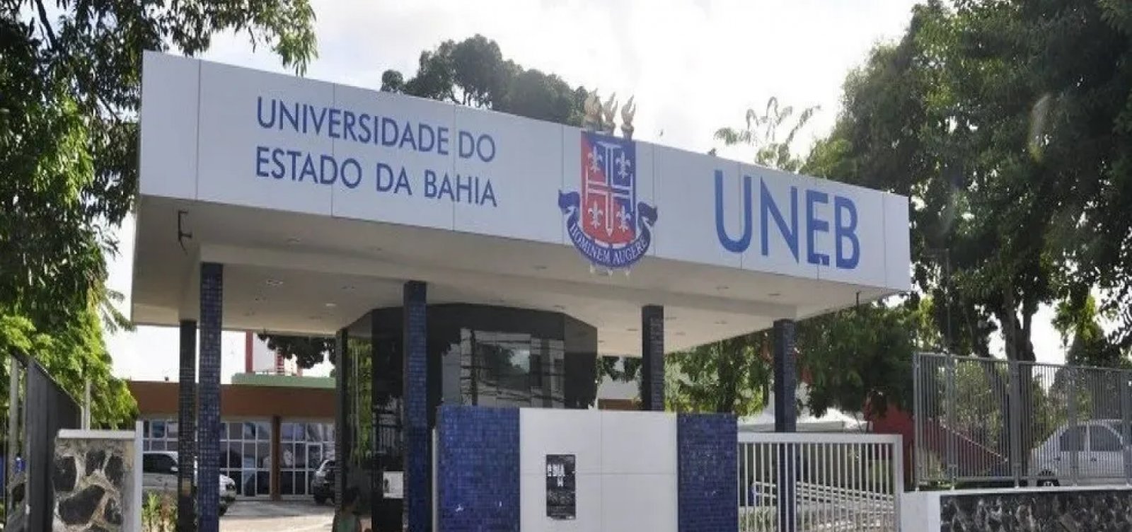 UNEB oferece vagas gratuitas para curso de Libras