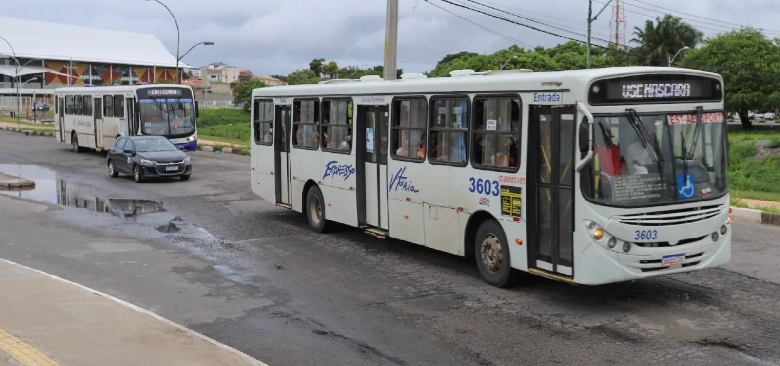 Câmara analisa PL que proíbe que motoristas de ônibus coletem pagamentos de passagem 