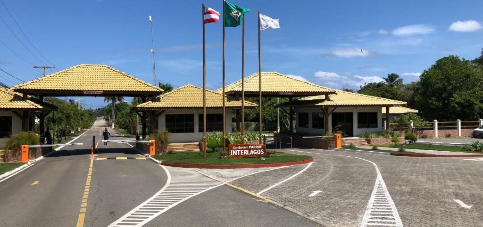 Homens invadem residência no Condomínio Parque Interlagos