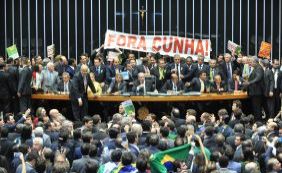 Como prometido por Rui, deputados de partidos da base votam contra impeachment