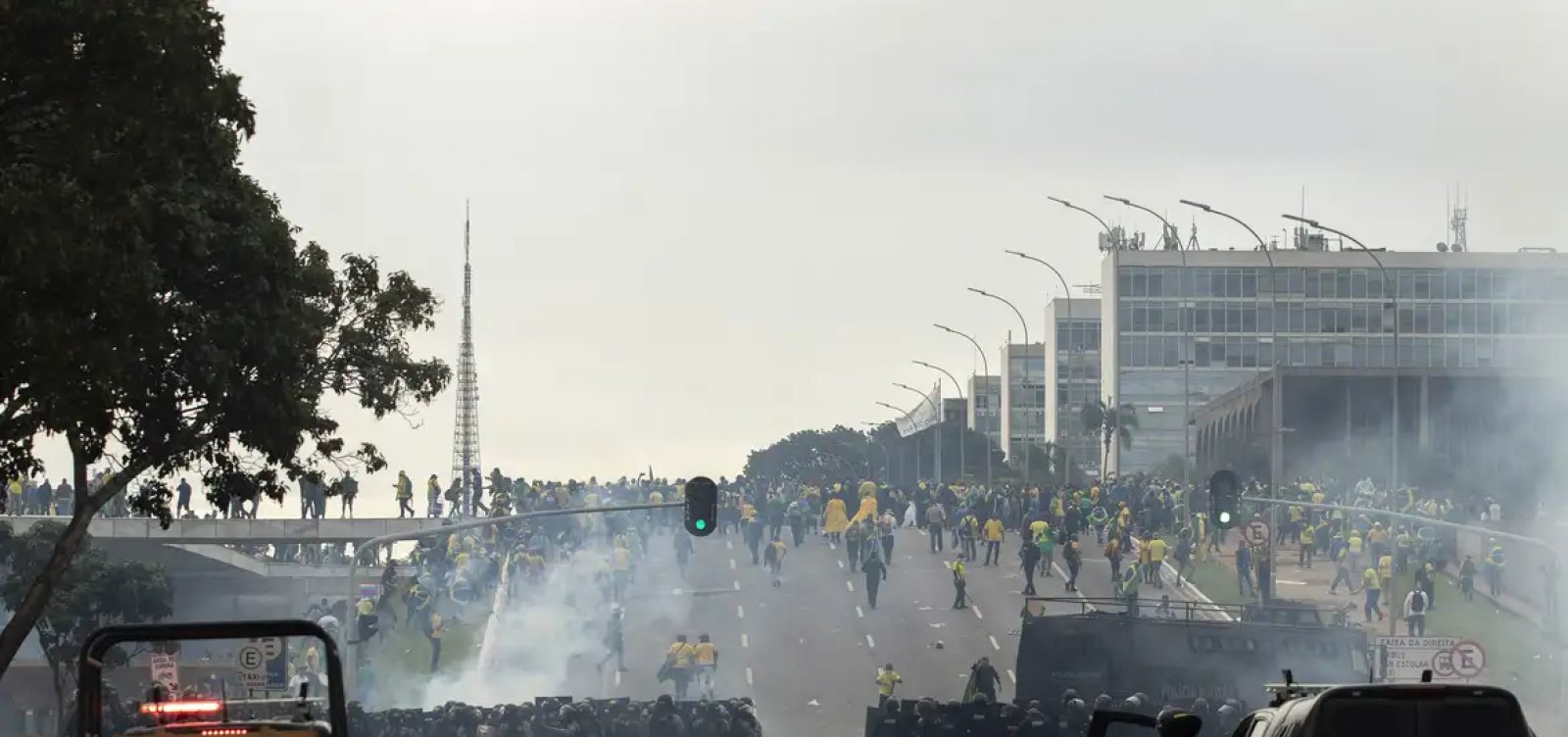 Moraes autoriza réus do 8 de Janeiro com tornozeleira a votar