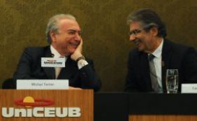 Ex-presidente do STF é cotado para assumir ministério no governo Temer