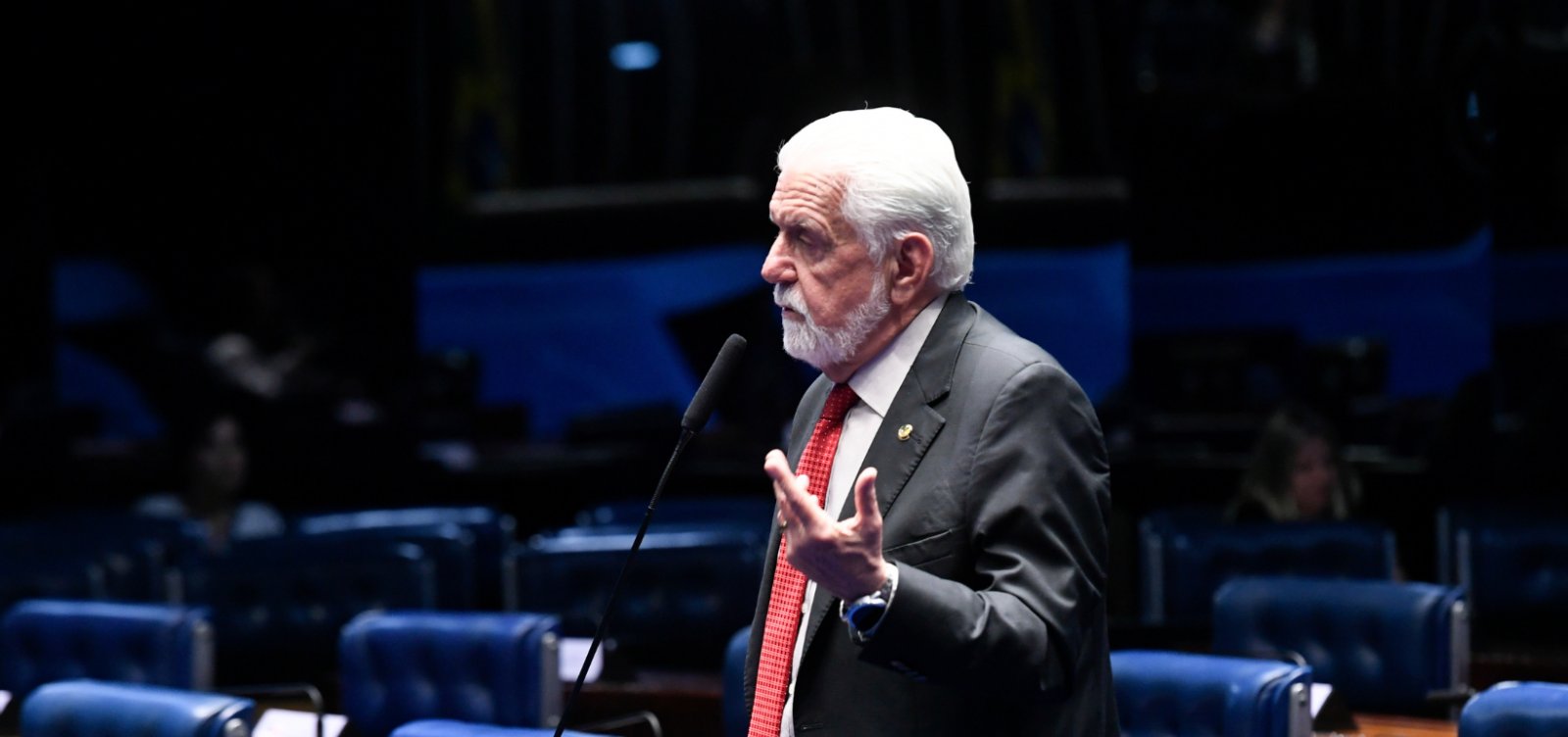 Lula não deve entrar em campo, diz Jaques Wagner sobre sucessão no Senado