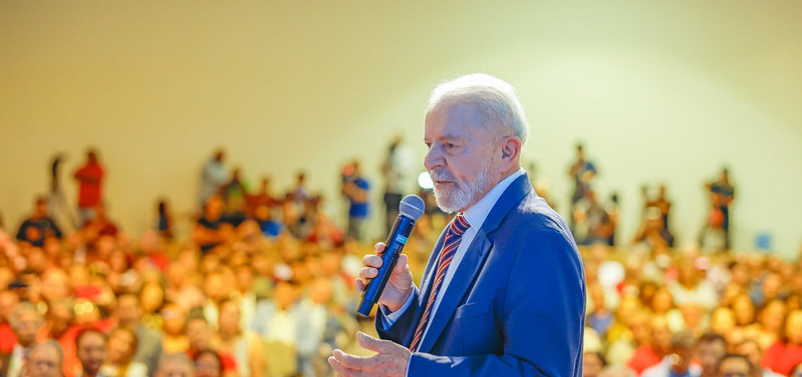 Após queda, Lula deve ir a Colômbia para participar da COP16 