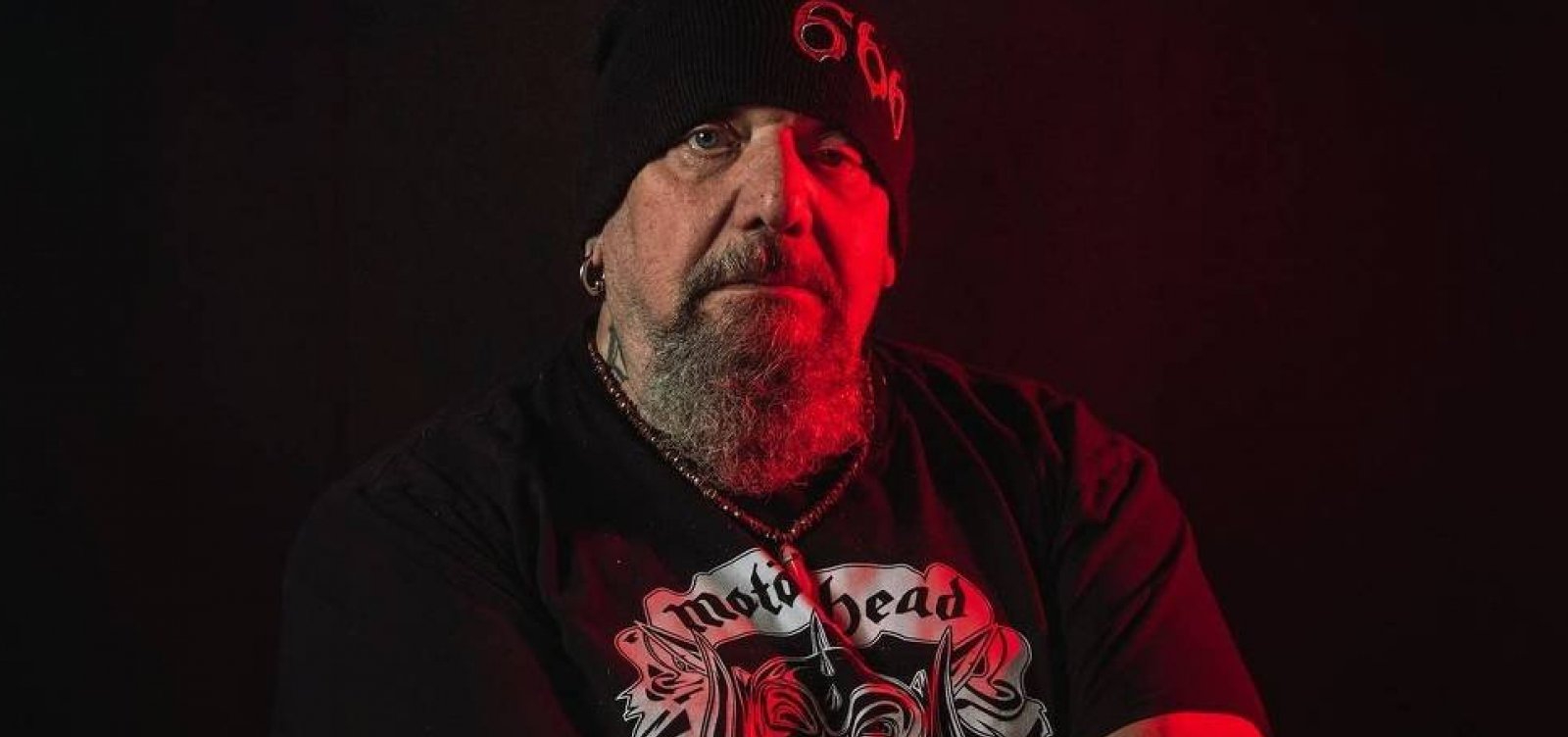 Morre Paul Di'Anno, ex-vocalista do Iron Maiden, aos 66 anos