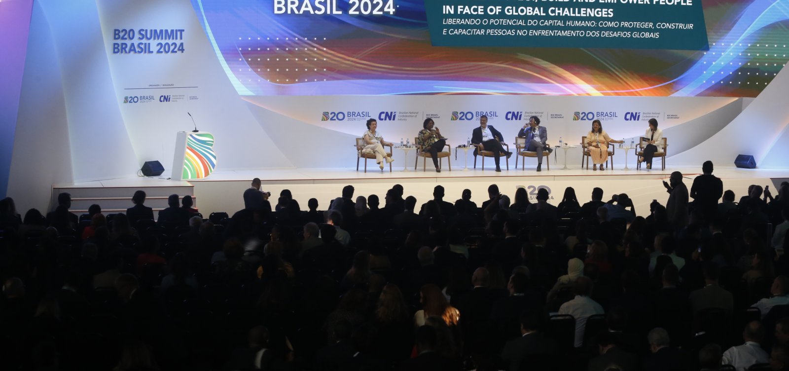 B20 debate regulação da IA e empresas de tecnologia pedem diálogo
