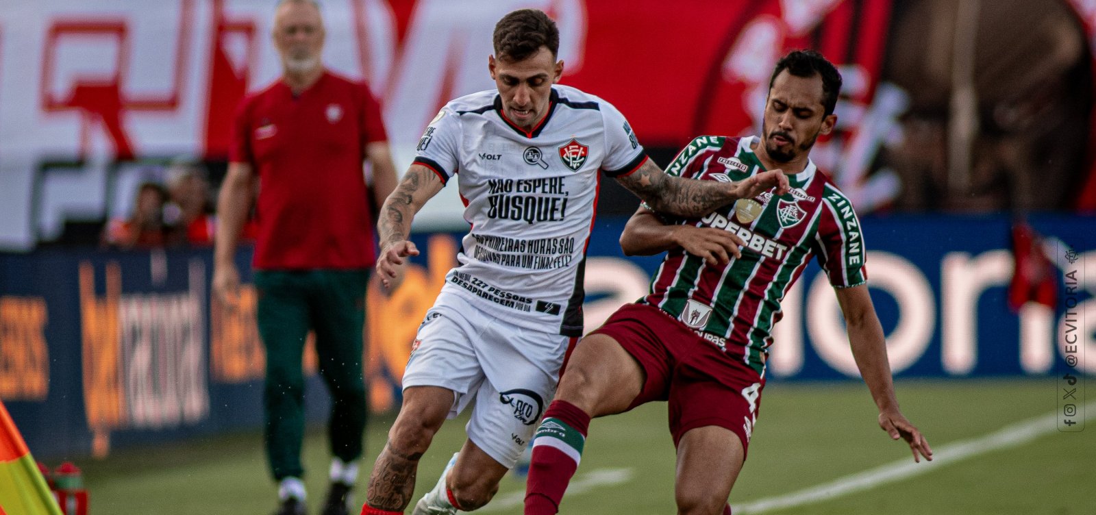 Com gol no final, Vitória bate o Fluminense e segue fora da zona de rebaixamento