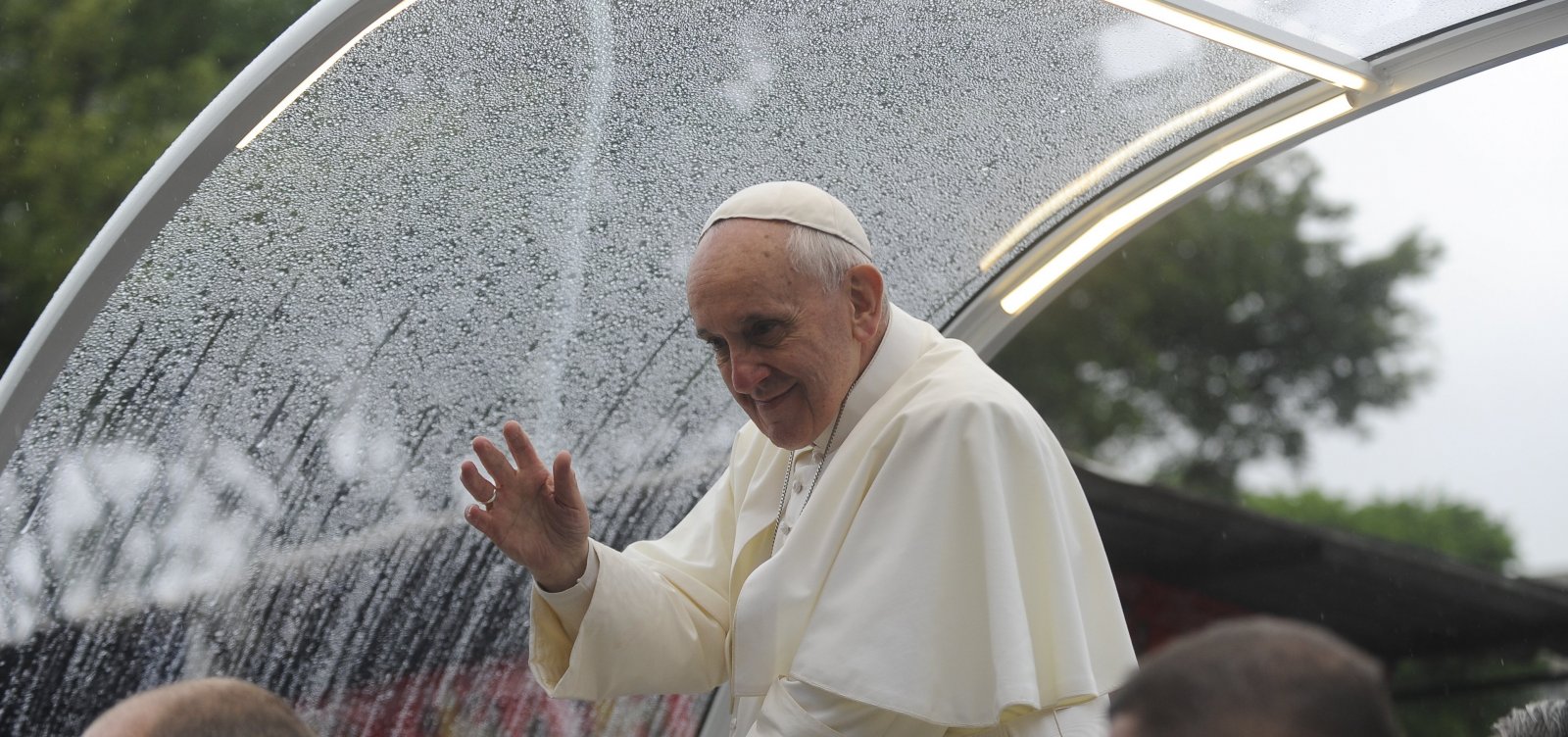 Vaticano: comissão pede indenização de vítimas de abuso