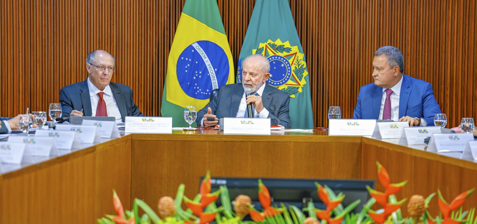 Lula apresenta PEC como “o começo da discussão sobre a segurança”