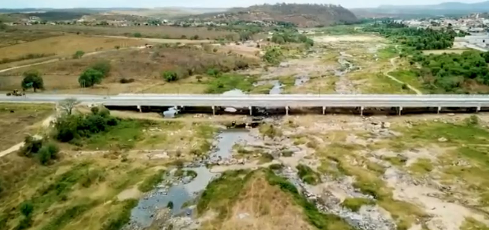 Secas reduzem vazão do rio São Francisco para menos da metade em 30 anos, aponta estudo