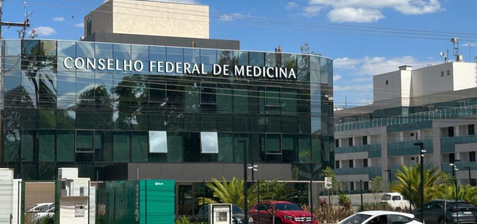 Citando “discriminação reversa”, CFM abre ação contra cotas em residência médica