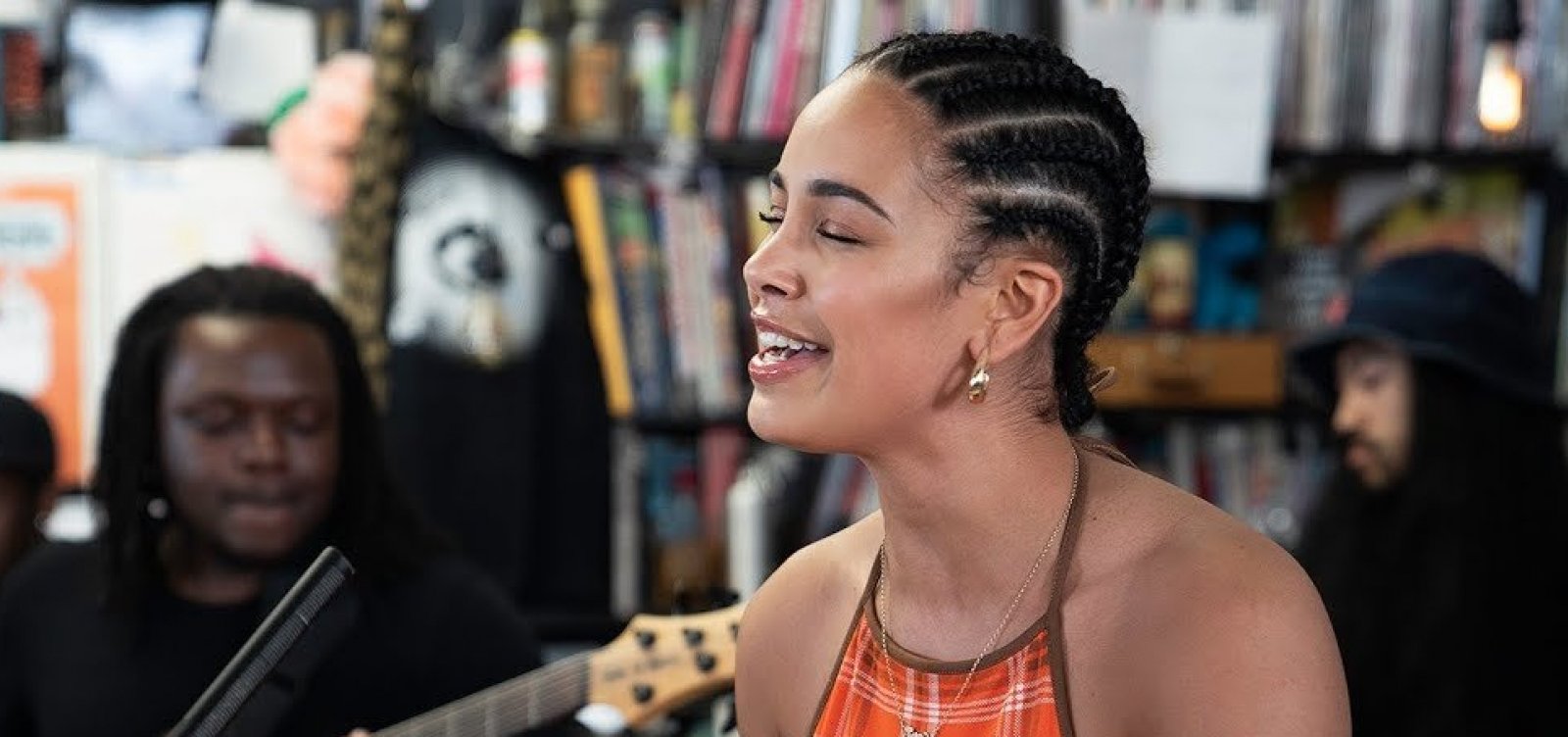 Jorja Smith é primeira atração confirmada do festival AFROPUNK Brasil 2025