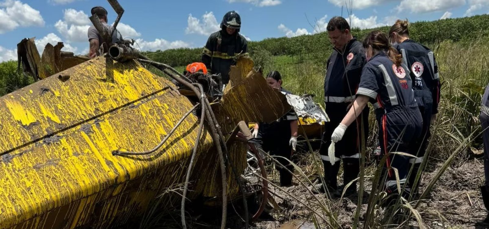 Avião cai e mata piloto no interior de São Paulo