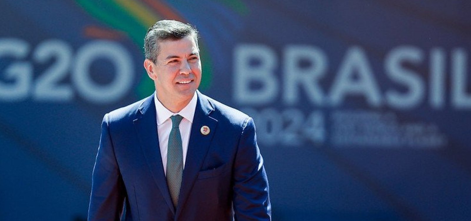 Presidente do Paraguai passa mal no G20 e é hospitalizado no Rio de Janeiro