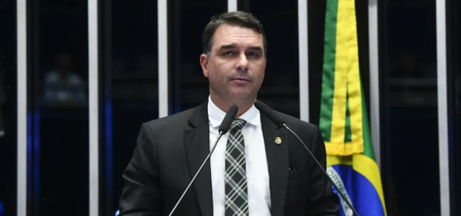 'Pensar em matar alguém não é crime', diz Flávio Bolsonaro sobre ação da PF