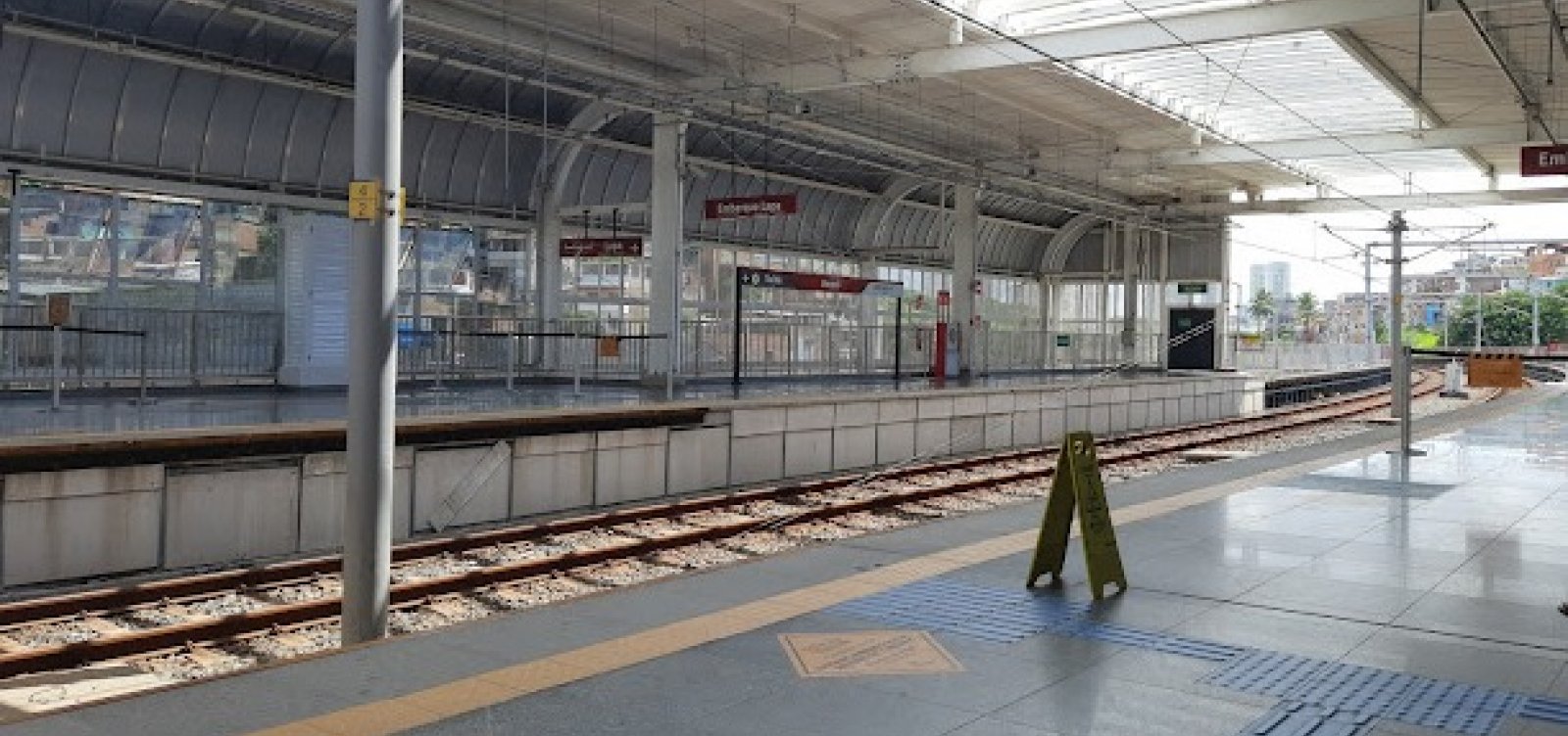  Idosa presa por injúria racial no metrô de Salvador é liberada após audiência de custódia