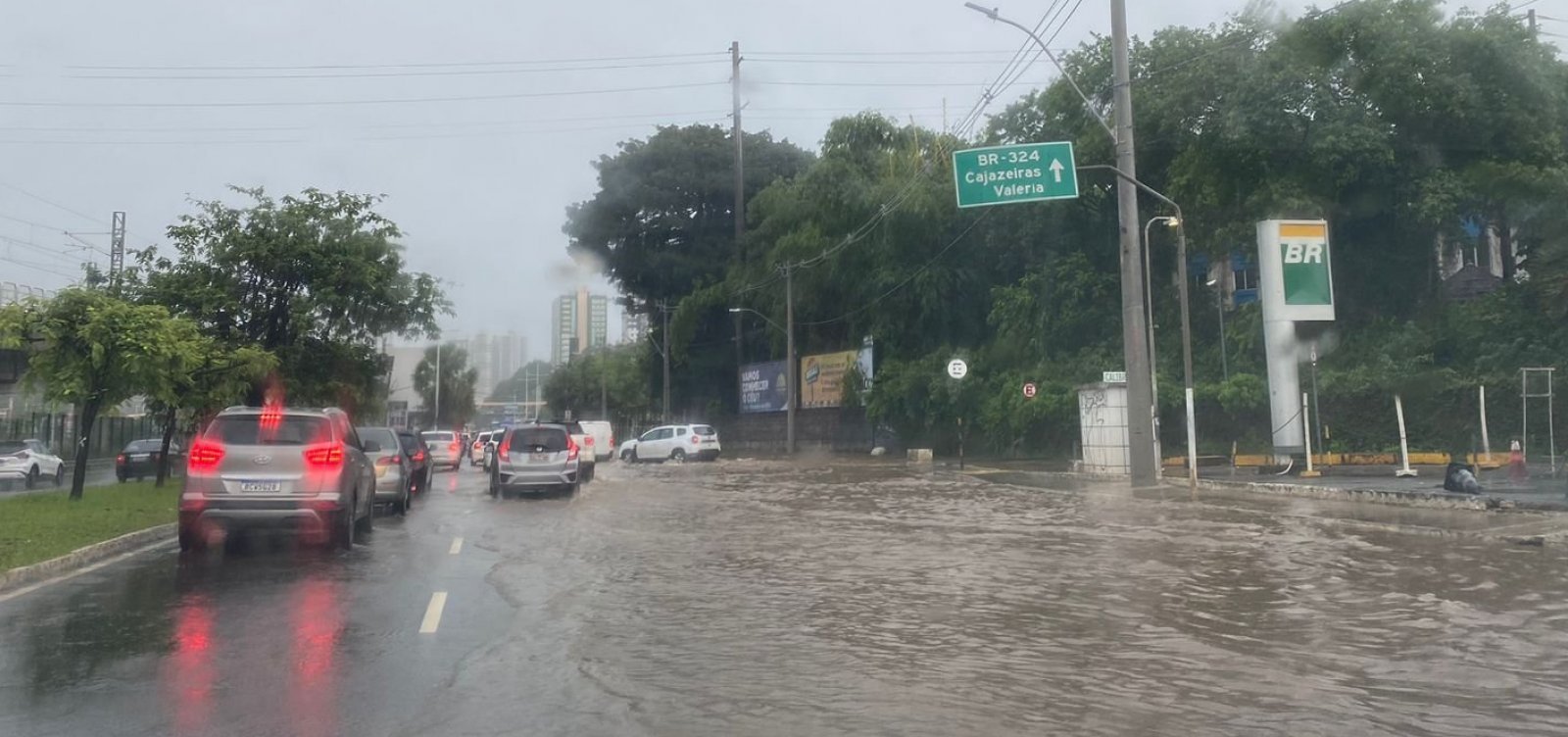 Chuva em Salvador triplica média mensal e marca novembro mais chuvoso desde 1961