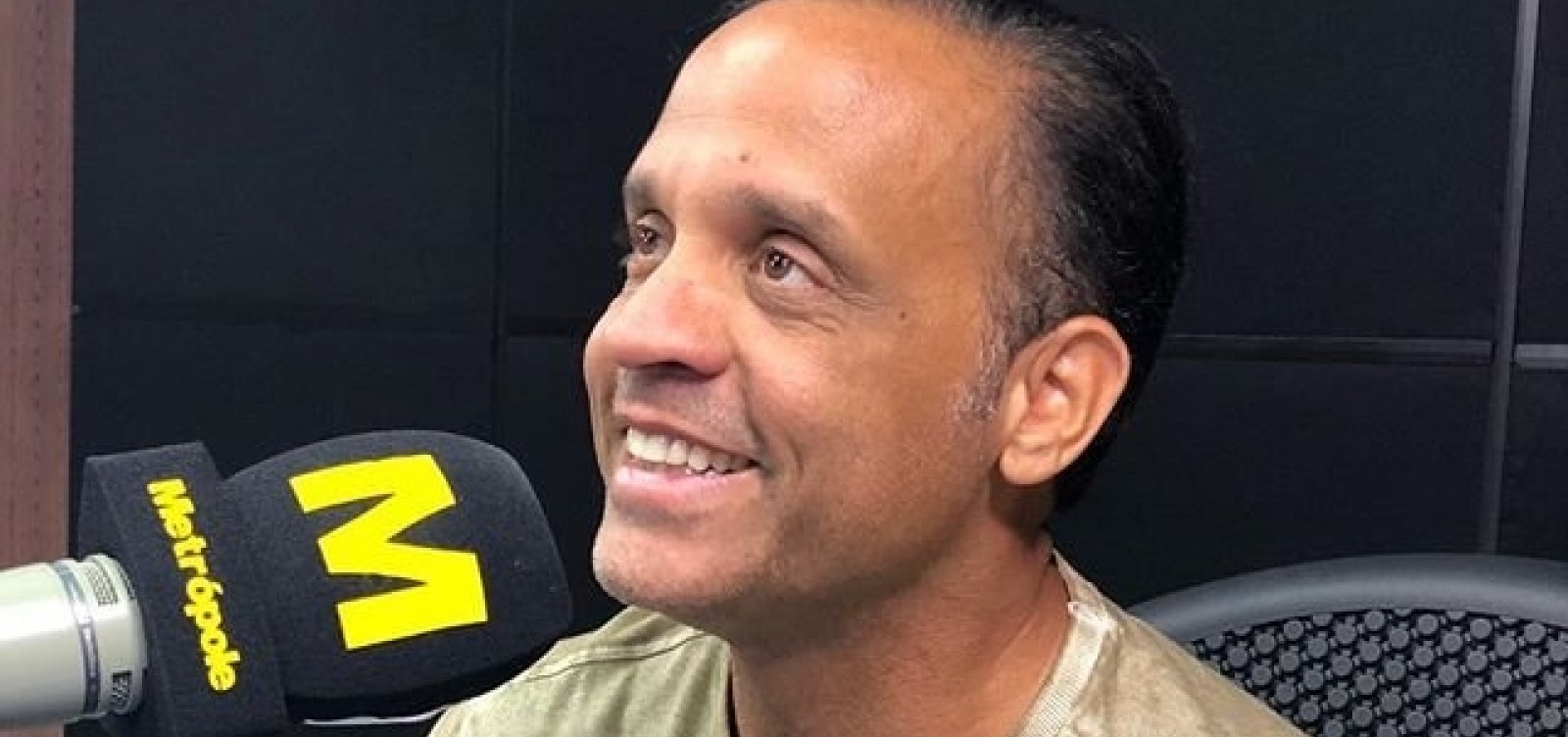 Após decisão em comum acordo com a Metrópole, Zé Eduardo deixa a rádio depois de 11 anos de parceria