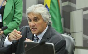 Delcídio pede que STF suspenda processo de cassação no Senado