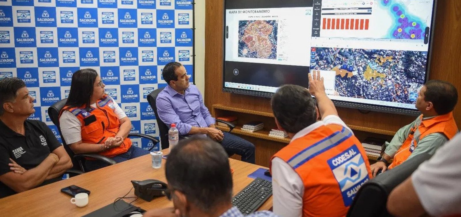 Prefeitura determina ações emergenciais contra impactos da chuva em Salvador