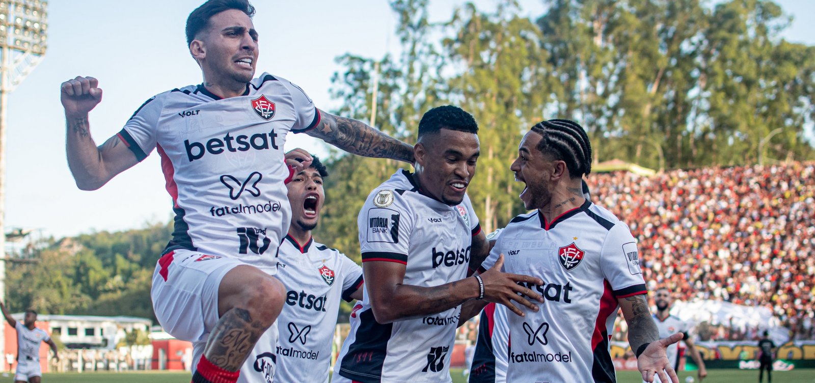 Vitória x Fortaleza: veja onde assistir, horário e prováveis escalações do jogo