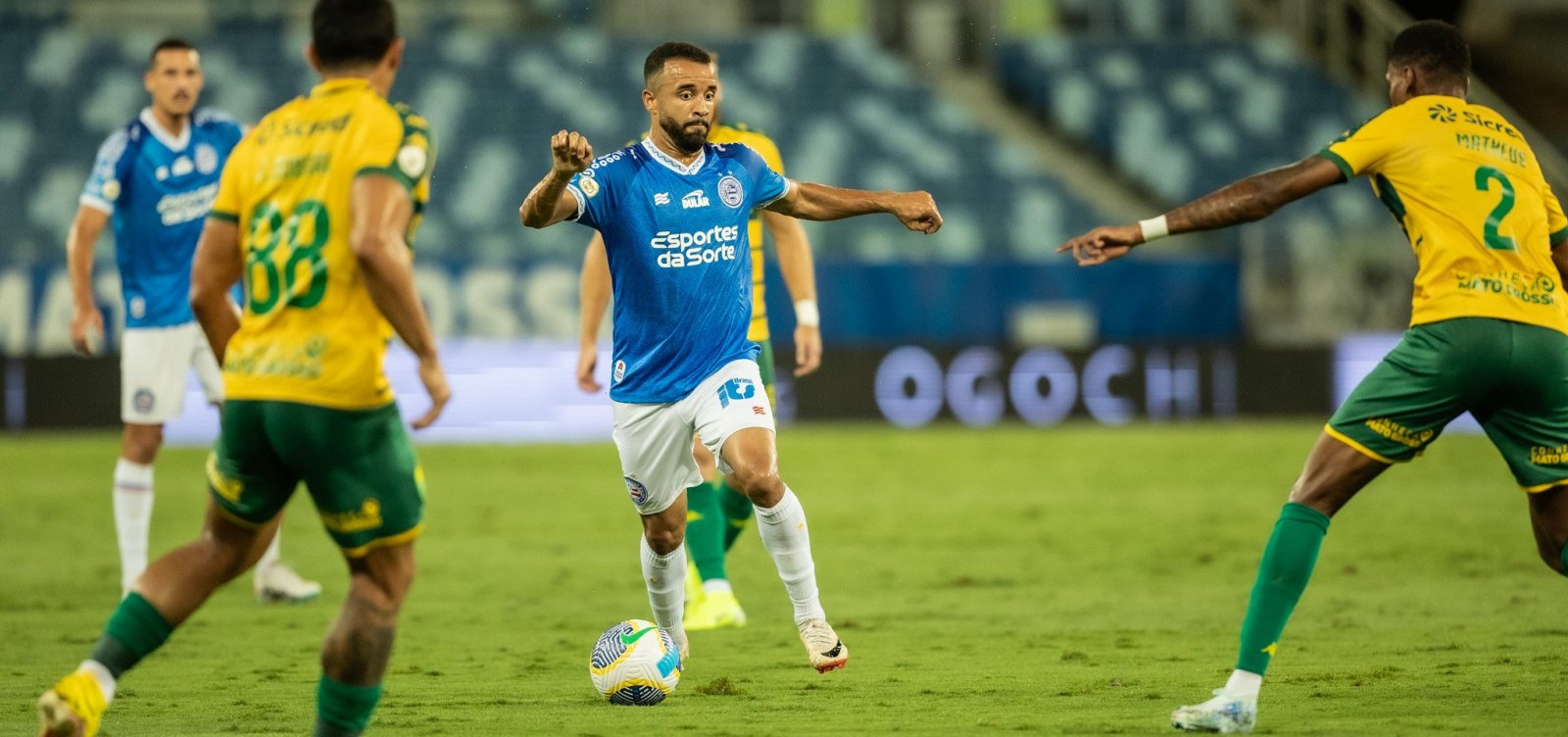 Bahia põe fim a jejum, vence Cuiabá e se mantém na briga pela Libertadores