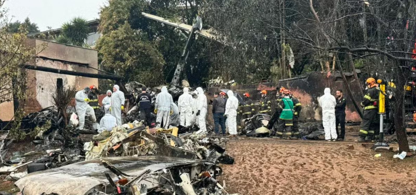 Justiça obriga Latam e Voepass a pagar pensão aos pais de vítima de queda de avião em Vinhedo