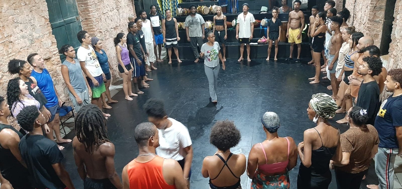 Barracão das Artes abre processo de seleção gratuito para aulas de teatro