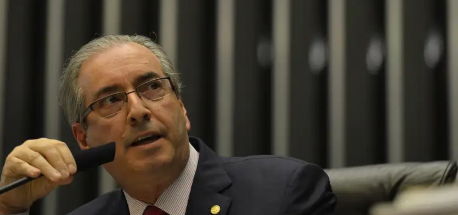 Mendes decide que cabe ao STF julgar processo contra Eduardo Cunha