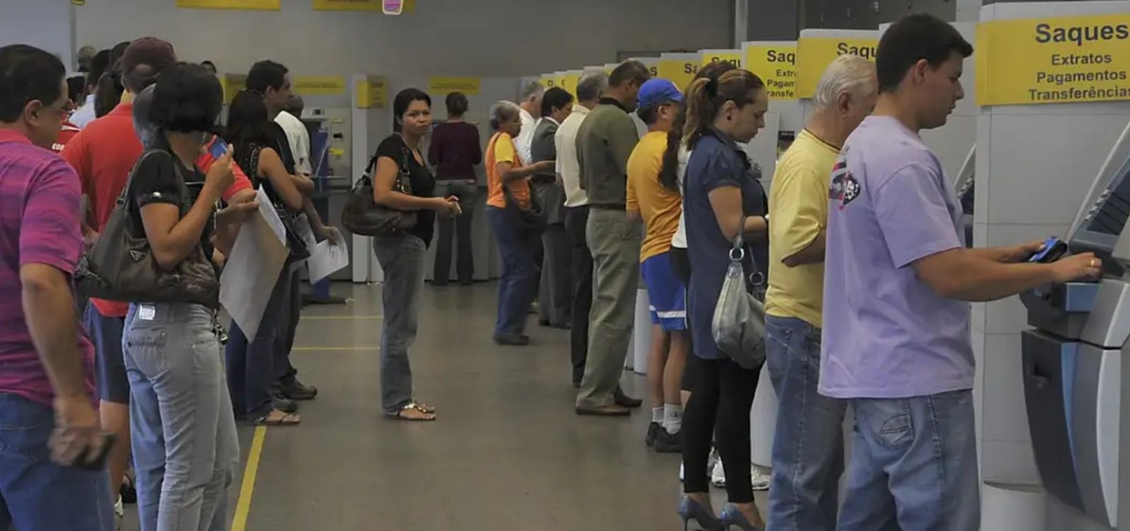 Bancos têm horários alterados no período de Natal e Ano Novo; confira