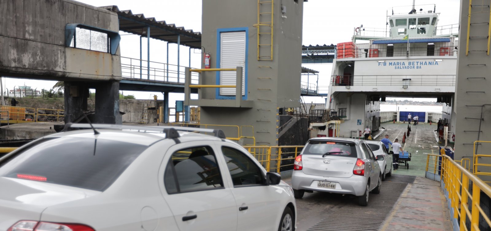 Fila do ferry ultrapassa 3 horas de espera; vagas reabertas para Hora Marcada nesta sexta esgotam