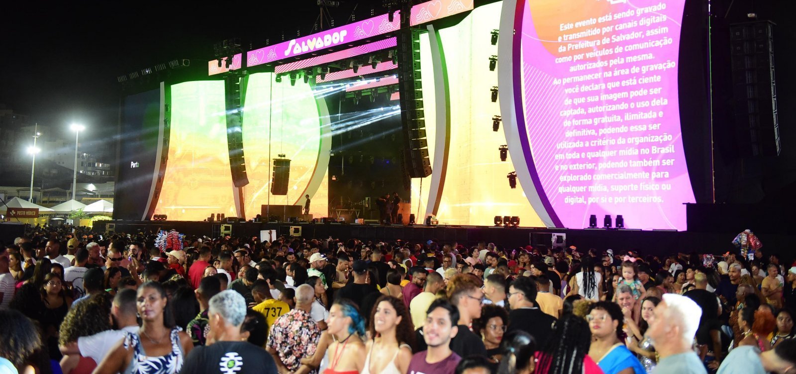 Quase 30 mil pessoas comparecem à segunda noite do Festival Virada Salvador