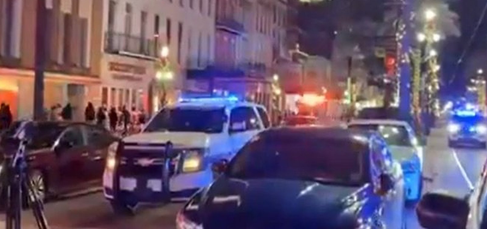 FBI investiga atropelamento em Nova Orleans como ato de terrorismo