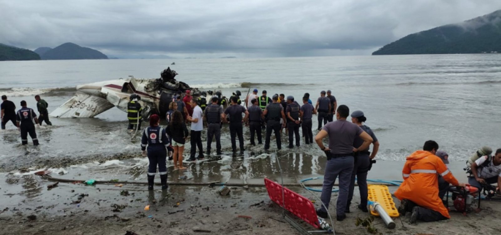 Cenipa investigará explosão de avião de pequeno porte em Ubatuba, no litoral de São Paulo