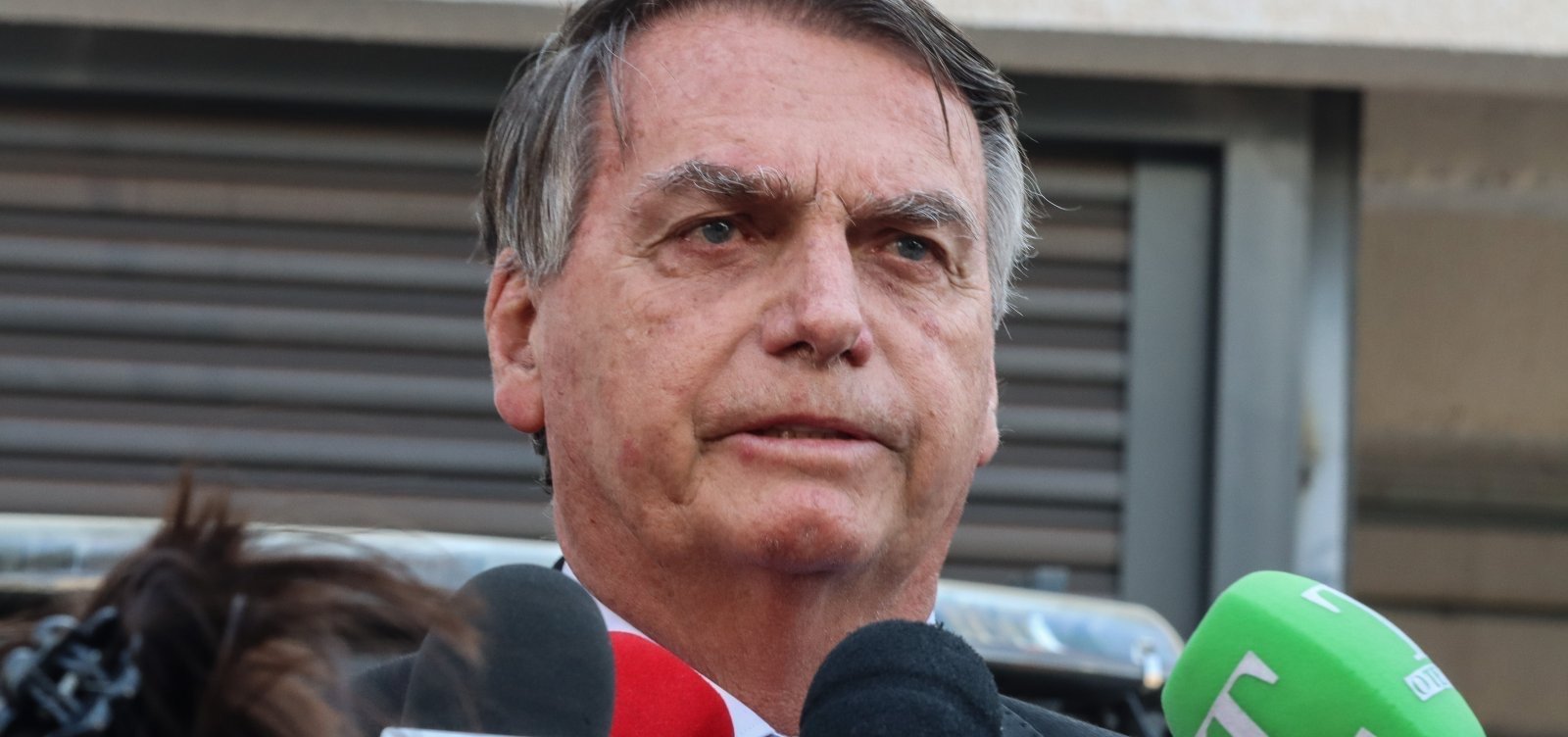 STF analisa novo pedido de devolução do passaporte de Bolsonaro