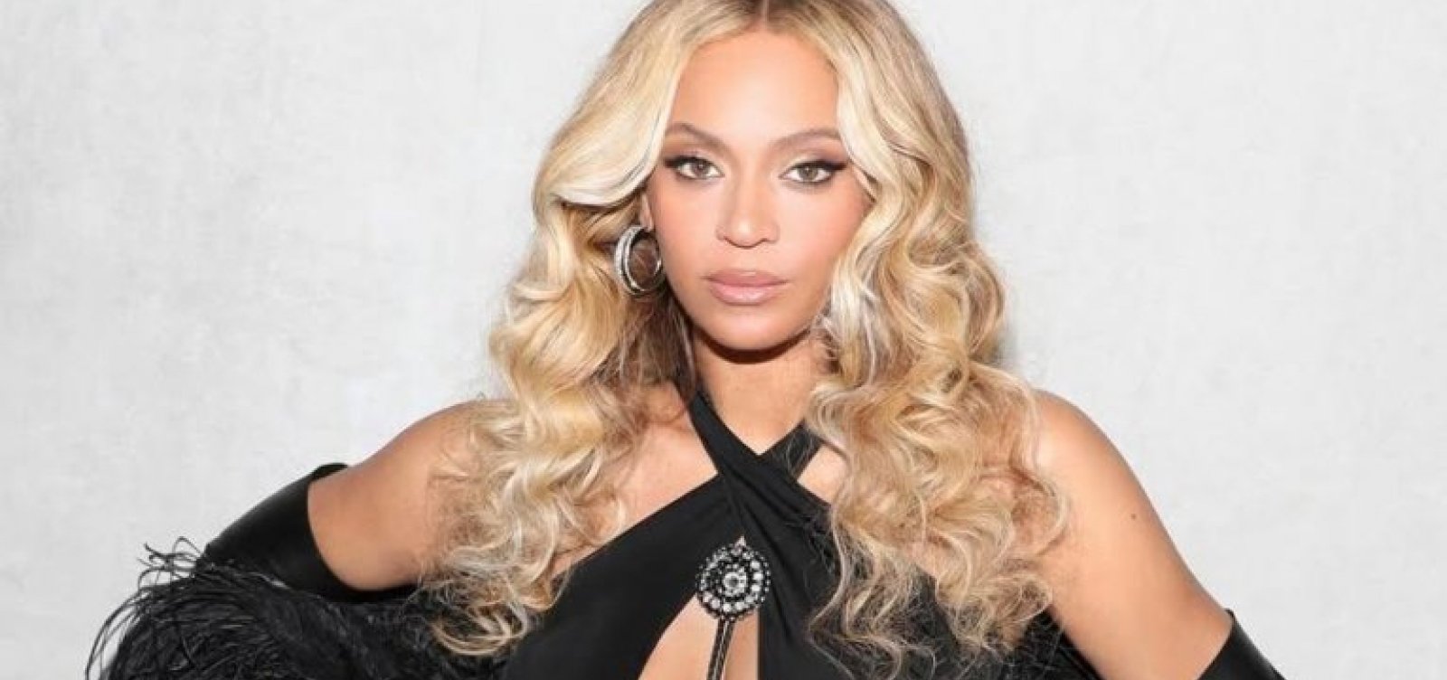 Beyoncé doa R$ 15 milhões para ajudar vítimas de incêndios em Los Angeles