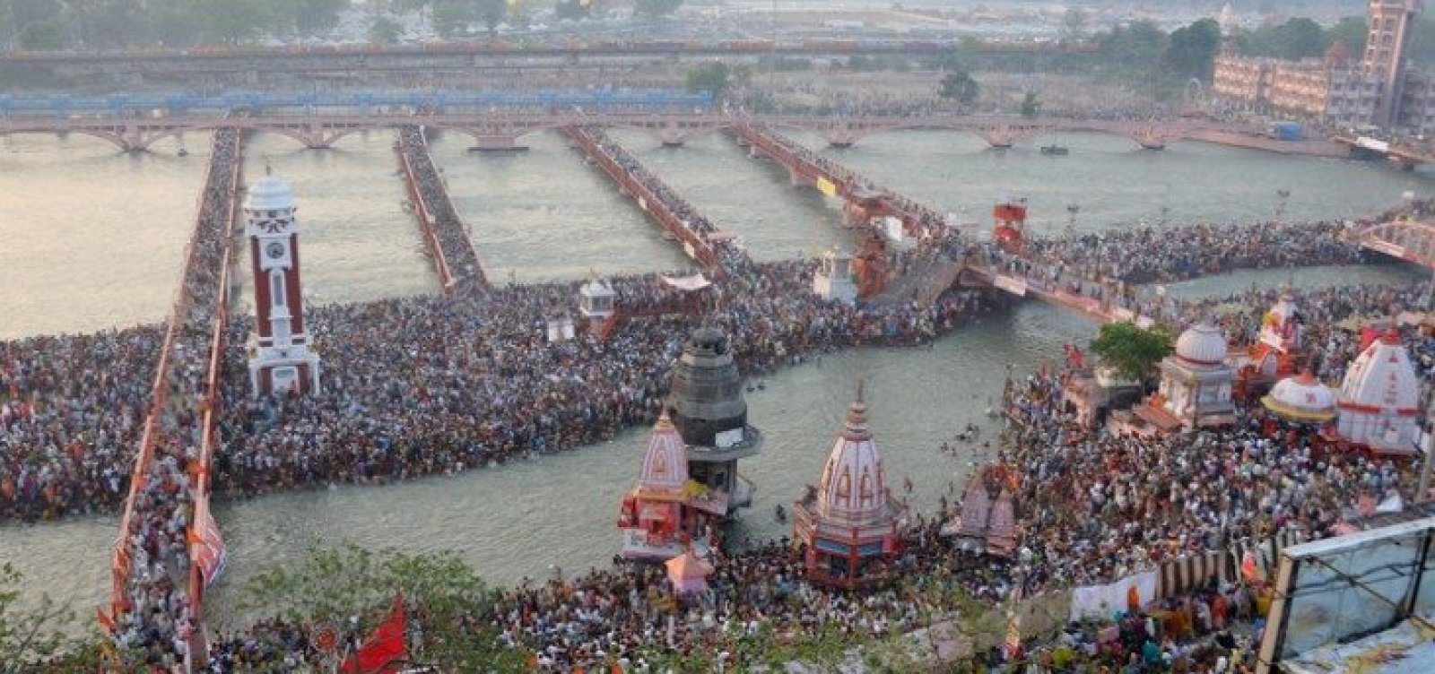 India realiza maior festa religiosa do mundo; 400 milhões de pessoas são esperadas