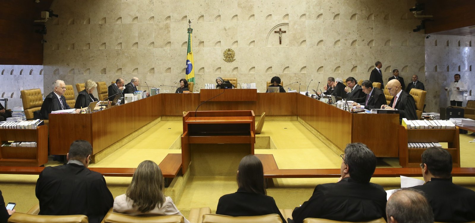 Após dez anos, debate sobre doações privadas a campanhas ganha força no STF e Congresso