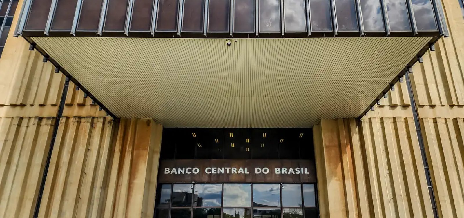 Copom eleva taxa de juros para 13,25% ao ano