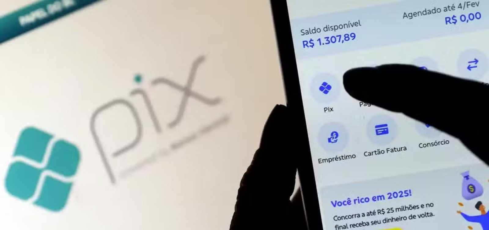 Usuários relatam instabilidade em pagamentos via PIX nesta sexta-feira 