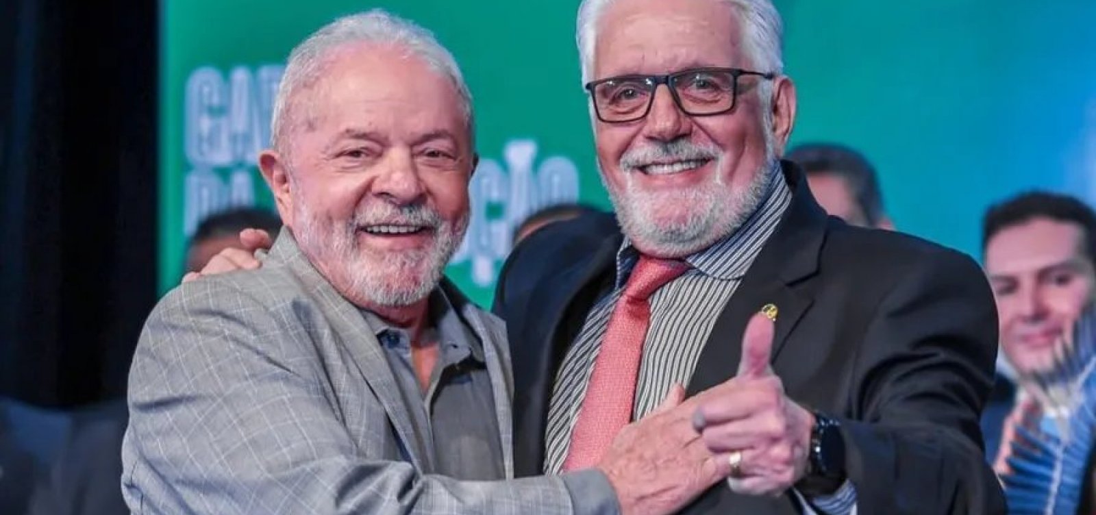 Wagner pede oração pela saúde de Lula: “Contar com ele por mais tempo na presidência”