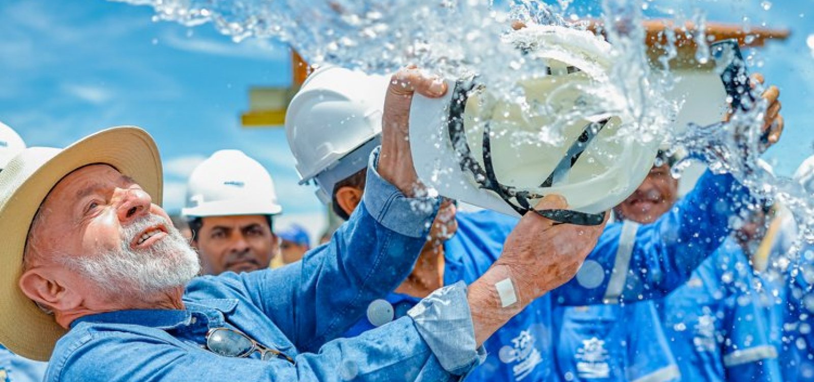 Lula entrega obras de abastecimento de água na Bahia