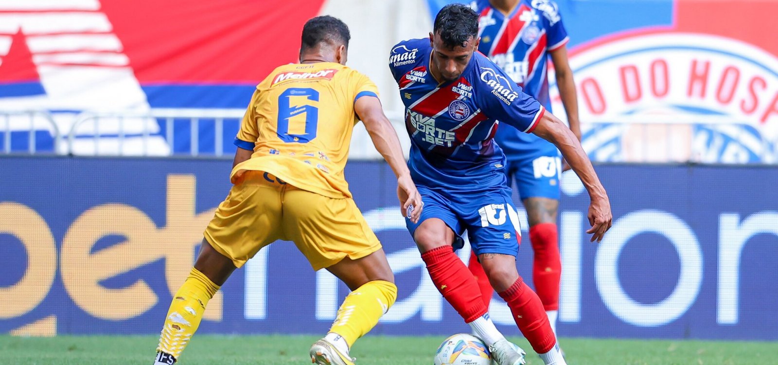 Com gols de Lucho, Kanu e Willian José, Bahia goleia o Colo-Colo pelo Baianão