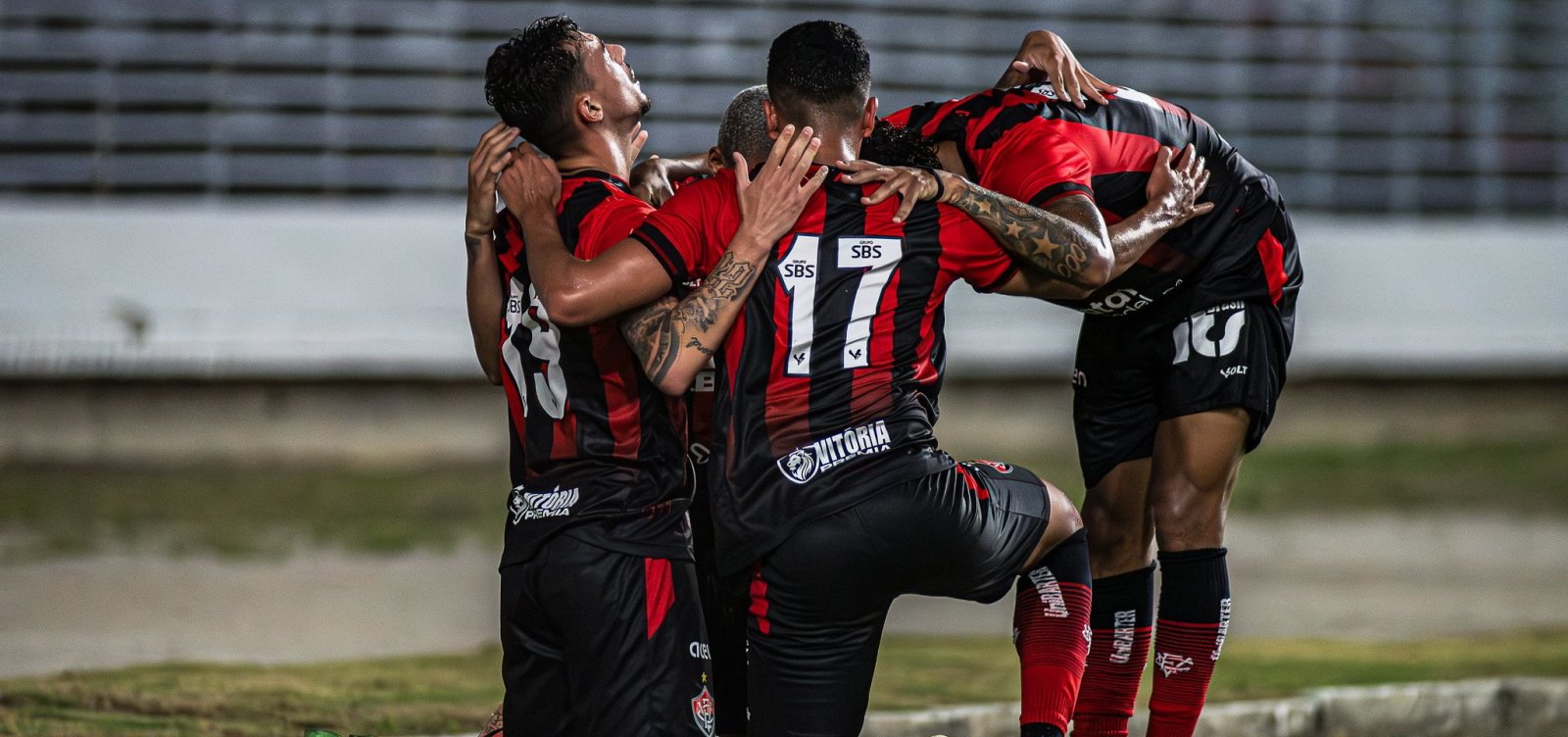 Fortaleza x Vitória: veja onde assistir, horário e prováveis escalações do jogo