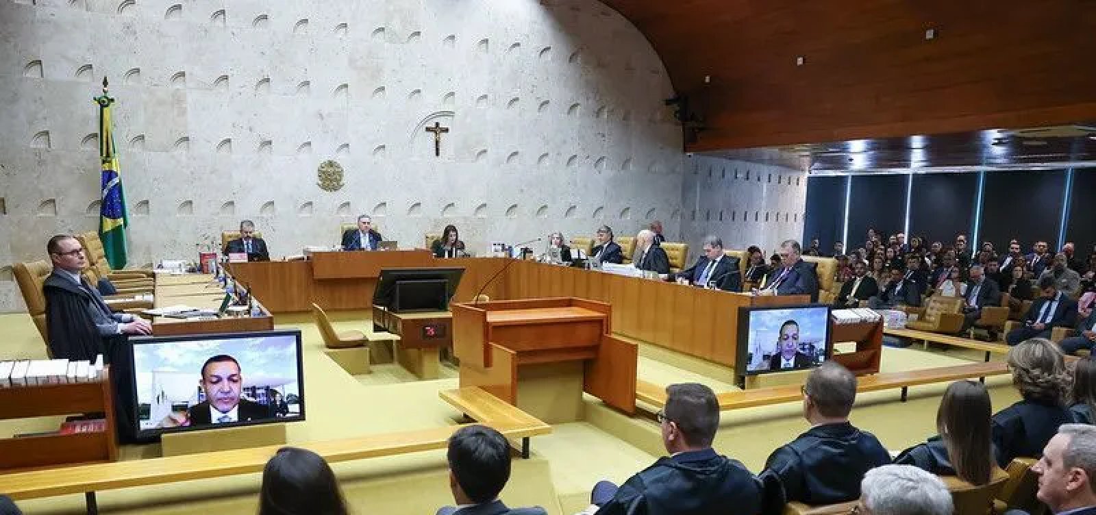 STF forma maioria para aplicar Lei Maria da Penha em casais homoafetivos 