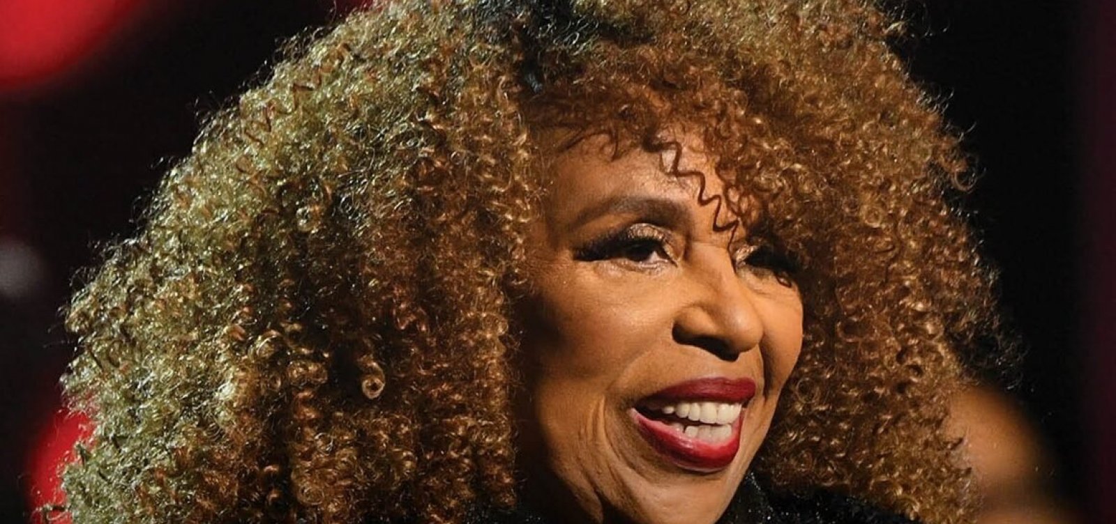 Morre a cantora Roberta Flack, aos 88 anos