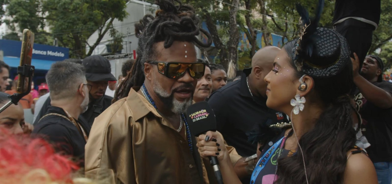Carlinhos Brown exalta importância do Axé Music: "Nós só temos que agradecer"